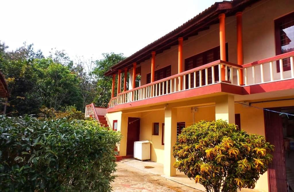 Coorg Divine Spark Home Stay Suntikoppa Bagian luar foto