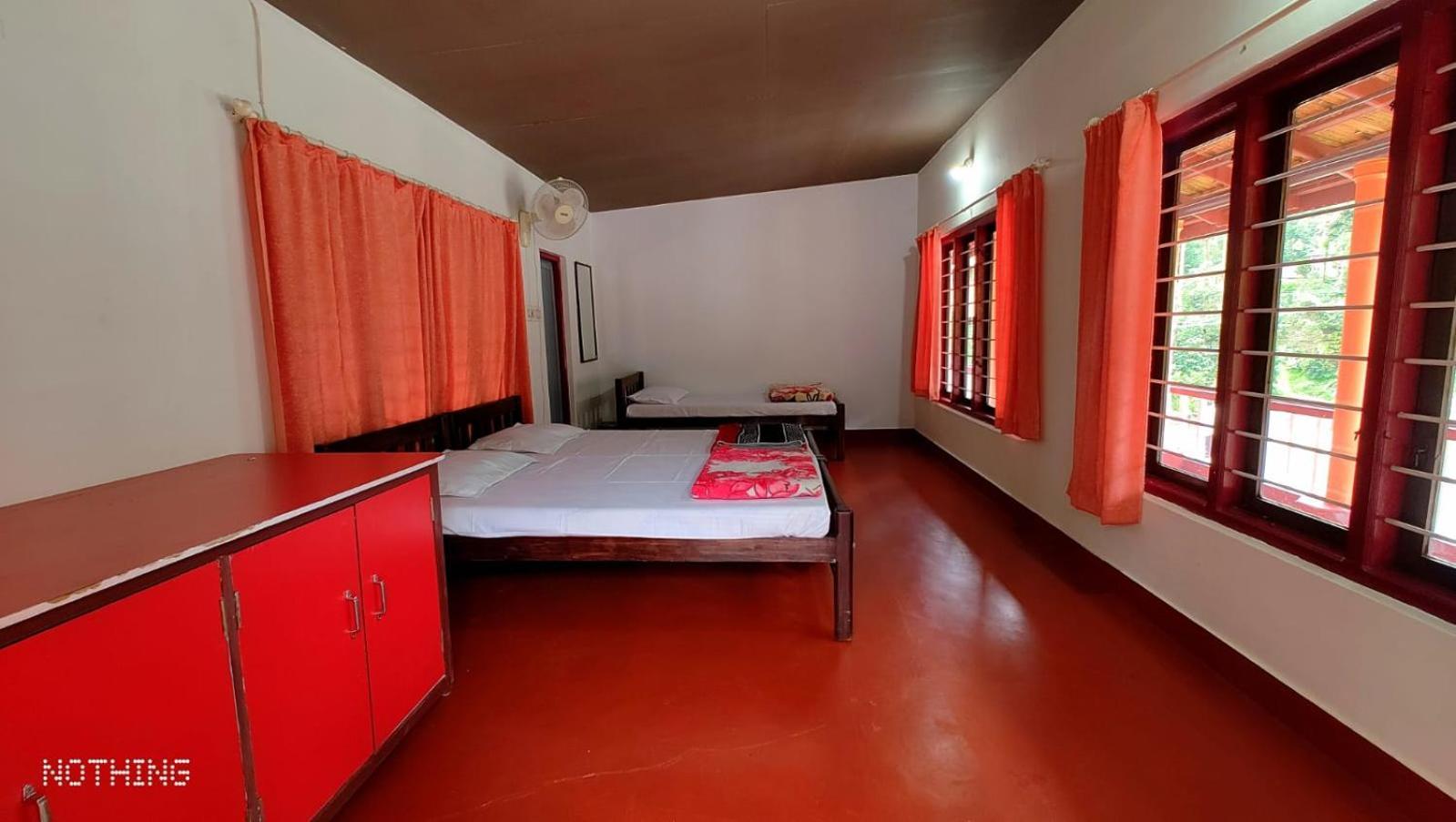 Coorg Divine Spark Home Stay Suntikoppa Bagian luar foto