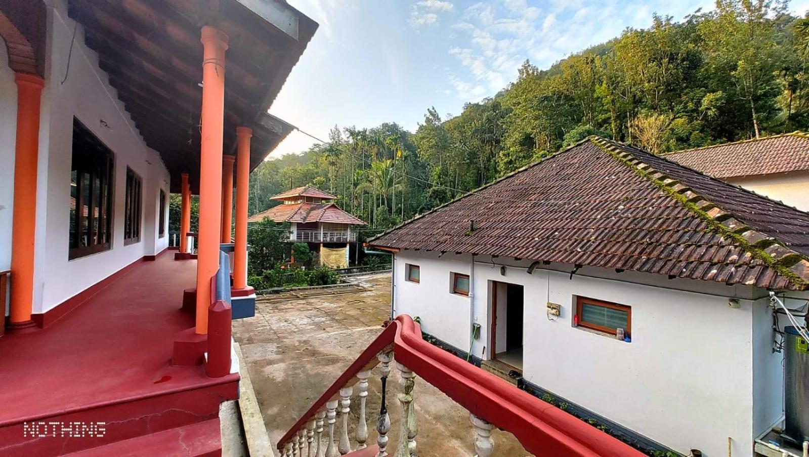 Coorg Divine Spark Home Stay Suntikoppa Bagian luar foto